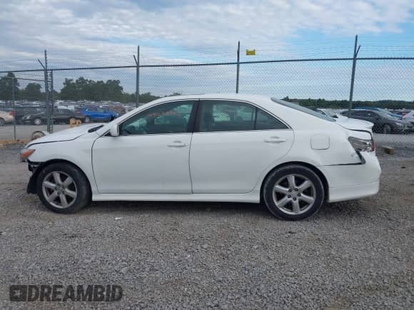 2007 Toyota Camry LE с VIN 4T1BK46K87U516463, выставлен на аукционе IAAI как лот 43122894 с пробегом 146 108 миль миль и . История ставок и продаж доступна на DreamBid. Изображение 15.