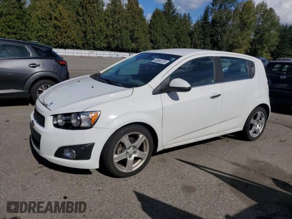 2016 Chevrolet Sonic LTZ with VIN 1G1JE6SB2G4161484, listed as a Copart auction lot 85056125 with 182,175 mi miles and Clean title. Bid and sale history available at DreamBid. Image 1.