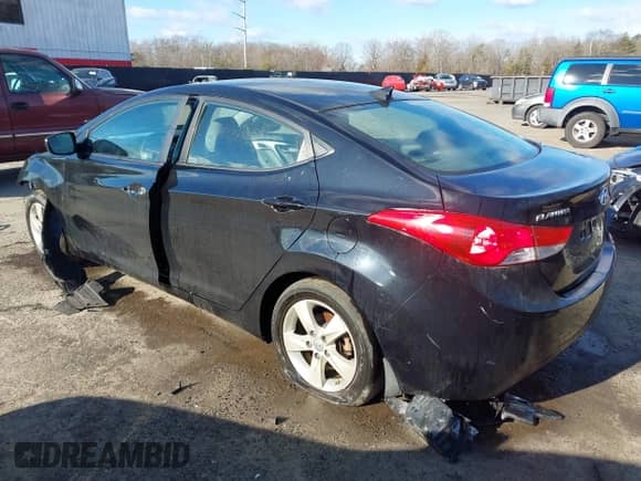 2013 Hyundai Elantra GLS with VIN KMHDH4AE4DU653873, listed as a IAAI auction lot 41564426 with 152,117 mi miles and . Bid and sale history available at DreamBid. Image 3.