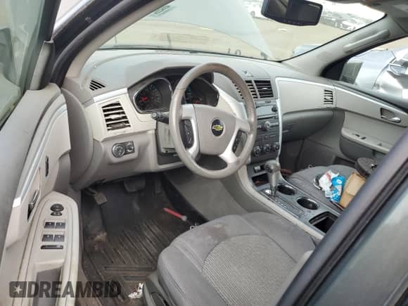 2011 Chevrolet Traverse 1LT with VIN 1GNKVGED5BJ174830, listed as a Copart auction lot 80455605 with 152,642 mi miles and Clean title. Bid and sale history available at DreamBid. Image 8.