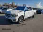 2022 Ram 1500 Laramie z VIN 1C6RREJT9NN357861, wystawiony jako Copart lot #69143795 z przebiegiem 61 068 mil mil oraz Szkoda całkowita • Salvage title. Historia ofert i sprzedaży dostępna na DreamBid. Obrazek 1.