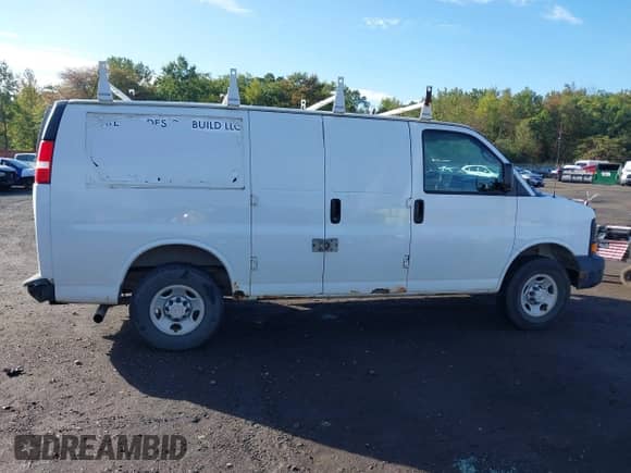 2007 Chevrolet Express Cargo с VIN 1GCHG35V271144142, выставлен на аукционе IAAI как лот 43320304 с пробегом 178 698 миль миль и . История ставок и продаж доступна на DreamBid. Изображение 13.