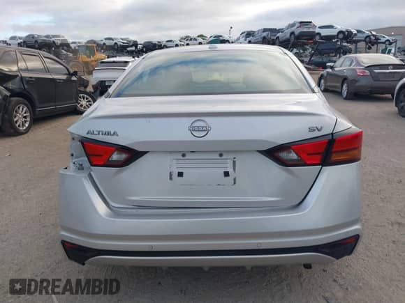 2024 Nissan Altima SV with VIN 1N4BL4DV4RN302829, listed as a IAAI auction lot 43424214 with 40,123 mi miles and . Bid and sale history available at DreamBid. Image 16.