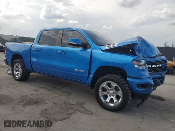 2021 Ram 1500 Big Horn z VIN 1C6RREFT7MN584389, wystawiony jako Copart lot #56168795 z przebiegiem 61 604 mil mil oraz Nie do naprawy • Non repairable. Historia ofert i sprzedaży dostępna na DreamBid. Obrazek 4.