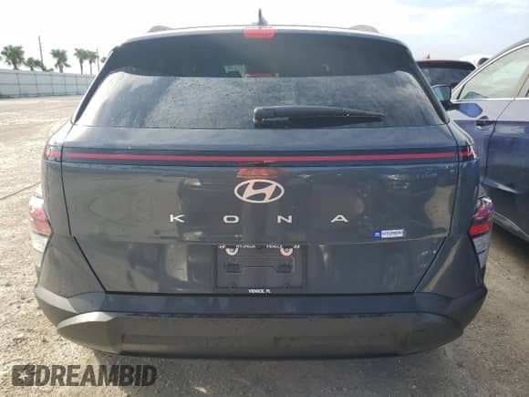 2024 Hyundai Kona SEL с VIN KM8HB3AB9RU087297, выставлен на аукционе Copart как лот 75121004 с пробегом 5 824 миль миль и На запчасти • Non repairable. История ставок и продаж доступна на DreamBid. Изображение 6.