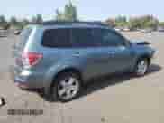 2010 Subaru Forester X Premium with VIN JF2SH6CC4AH727981, listed as a Copart auction lot 81445705 with 186,505 mi miles and Salvage title. Bid and sale history available at DreamBid. Image 3.