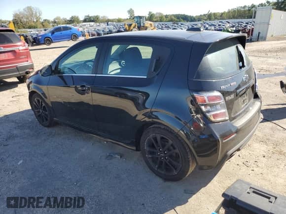 2018 Chevrolet Sonic LT с VIN 1G1JD6SBXJ4105545, выставлен на аукционе Copart как лот 82376775 с пробегом 102 449 миль миль и Чистый • Clean title. История ставок и продаж доступна на DreamBid. Изображение 2.