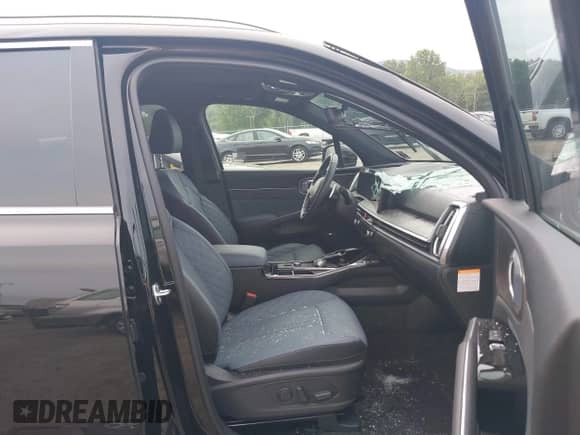 2025 Kia Sorento SX Prestige с VIN KNDRMDJH0S5315023, выставлен на аукционе IAAI как лот 42839144 с пробегом 9 917 миль миль и . История ставок и продаж доступна на DreamBid. Изображение 5.