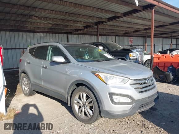 2016 Hyundai Santa Fe with VIN 5XYZWDLA7GG334502, listed as a IAAI auction lot 43321604 with 111,168 mi miles and . Bid and sale history available at DreamBid. Image 1.