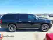 2008 Chevrolet Suburban 2LT z VIN 3GNFK16368G215490, wystawiony jako IAAI lot #41849979 z przebiegiem 195 184 mil mil oraz . Historia ofert i sprzedaży dostępna na DreamBid. Obrazek 13.