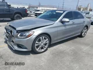2015 Mercedes-Benz C 300 z VIN 55SWF4JB3FU066261, wystawiony jako Copart lot #65078935 z przebiegiem 103 822 mil mil oraz Szkoda całkowita • Salvage title. Historia ofert i sprzedaży dostępna na DreamBid. Obrazek 1.