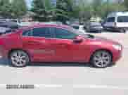 2012 Volvo S60 T6 с VIN YV1902FHXC2135120, выставлен на аукционе IAAI как лот 42952256 с пробегом 161 343 миль миль и . История ставок и продаж доступна на DreamBid. Изображение 10.