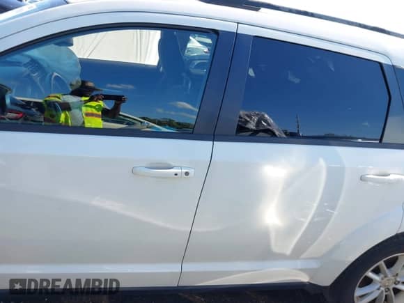 2017 Dodge Journey SXT с VIN 3C4PDDBG7HT702805, выставлен на аукционе IAAI как лот 43179018 с пробегом 107 443 миль миль и . История ставок и продаж доступна на DreamBid. Изображение 14.