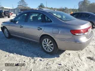 2008 Hyundai Azera Limited с VIN KMHFC46FX8A303826, выставлен на аукционе Copart как лот 81578584 с пробегом 304 777 миль миль и Списание • Salvage title. История ставок и продаж доступна на DreamBid. Изображение 2.