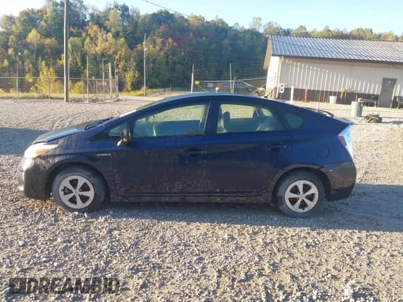 2013 Toyota Prius One with VIN JTDKN3DU0D0337816, listed as a IAAI auction lot 43466774 with 216,568 mi miles and . Bid and sale history available at DreamBid. Image 15.