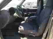 2004 Chevrolet S-10 LS z VIN 1GCDT13X14K113828, wystawiony jako Copart lot #64229655 z przebiegiem 100 013 mil mil oraz Szkoda całkowita • Salvage title. Historia ofert i sprzedaży dostępna na DreamBid. Obrazek 7.