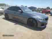 2020 BMW 3 Series M340i z VIN 3MW5U7J02L8B32282, wystawiony jako Copart lot #63470085 z przebiegiem 58 771 mil mil oraz Szkoda całkowita • Salvage title. Historia ofert i sprzedaży dostępna na DreamBid. Obrazek 4.