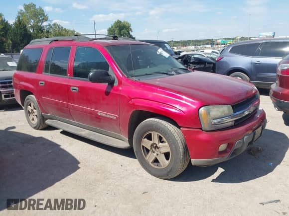 2003 Chevrolet TrailBlazer EXT LT z VIN 1GNET16S236218512, wystawiony jako IAAI lot #43340708 z przebiegiem 274 690 mil mil oraz . Historia ofert i sprzedaży dostępna na DreamBid. Obrazek 1.