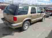 1999 Chevrolet Blazer LS с VIN 1GNDT13W1X2132656, выставлен на аукционе IAAI как лот 41784442 с пробегом 144 999 миль миль и . История ставок и продаж доступна на DreamBid. Изображение 4.
