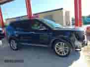 2017 Ford Explorer Limited z VIN 1FM5K7F8XHGC75136, wystawiony jako IAAI lot #43440453 z przebiegiem 122 807 mil mil oraz . Historia ofert i sprzedaży dostępna na DreamBid. Obrazek 13.