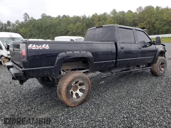 1998 Chevrolet Silverado 3500 с VIN 1GCHK33J3WF061271, выставлен на аукционе Copart как лот 73205934 с пробегом 141 977 миль миль и Списание • Salvage title. История ставок и продаж доступна на DreamBid. Изображение 3.