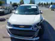 2022 Chevrolet Spark 1LT z VIN KL8CD6SAXNC018014, wystawiony jako IAAI lot #42809569 z przebiegiem 29 446 mil mil oraz . Historia ofert i sprzedaży dostępna na DreamBid. Obrazek 12.
