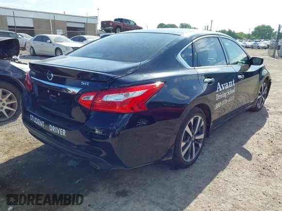 2016 Nissan Altima SL с VIN 1N4AL3AP0GC248420, выставлен на аукционе IAAI как лот 42589904 с пробегом 152 908 миль миль и . История ставок и продаж доступна на DreamBid. Изображение 4.