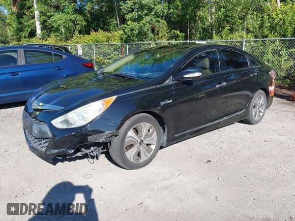 2013 Hyundai Sonata with VIN KMHEC4A40DA067344, listed as a IAAI auction lot 43452232 with 138,461 mi miles and . Bid and sale history available at DreamBid. Image 2.