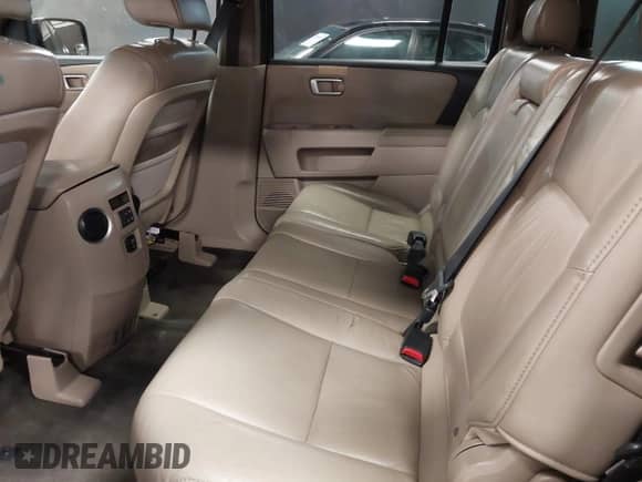 2011 Honda Pilot EX-L с VIN 5FNYF4H72BB096602, выставлен на аукционе IAAI как лот 42381876 с пробегом 140 817 миль миль и . История ставок и продаж доступна на DreamBid. Изображение 8.