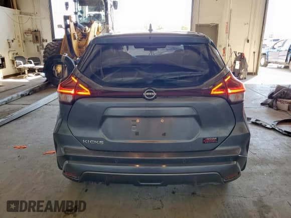 2024 Nissan Kicks S с VIN 3N1CP5BV5RL480022, выставлен на аукционе Copart как лот 70358125 с пробегом 56 172 миль миль и Списание • Salvage title. История ставок и продаж доступна на DreamBid. Изображение 6.