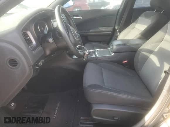 2015 Dodge Charger SE with VIN 2C3CDXFG5FH760125, listed as a Copart auction lot 82605825 with 157,759 mi miles and Clean title. Bid and sale history available at DreamBid. Image 7.
