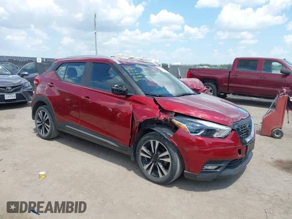 2020 Nissan Kicks SR z VIN 3N1CP5DV8LL552335, wystawiony jako IAAI lot #43015338 z przebiegiem 57 433 mil mil oraz . Historia ofert i sprzedaży dostępna na DreamBid. Obrazek 1.