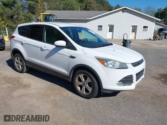 2014 Ford Escape SE с VIN 1FMCU0GX9EUE19514, выставлен на аукционе IAAI как лот 43408057 с пробегом 133 167 миль миль и . История ставок и продаж доступна на DreamBid. Изображение 1.