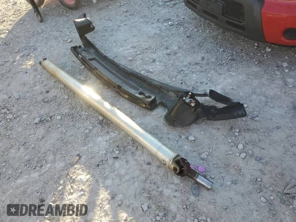 2011 GMC Sierra 1500 Denali with VIN 3GTP2XE21BG110176, listed as a Copart auction lot 82298915 with 217,410 mi miles and Clean title. Bid and sale history available at DreamBid. Image 12.