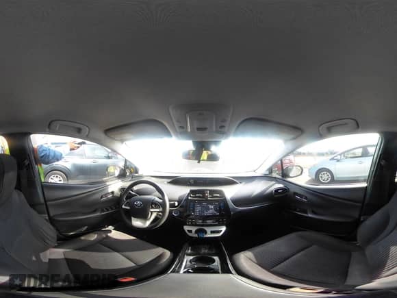 2018 Toyota Prius Plus z VIN JTDKARFP7J3099284, wystawiony jako IAAI lot #42920662 z przebiegiem 51 694 mil mil oraz . Historia ofert i sprzedaży dostępna na DreamBid. Obrazek 21.