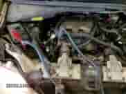 2005 Chevrolet Venture LT z VIN 1GNDV33E45D136439, wystawiony jako Copart lot #84220304 z przebiegiem 215 791 mil mil oraz Czysty tytuł • Clean title. Historia ofert i sprzedaży dostępna na DreamBid. Obrazek 14.