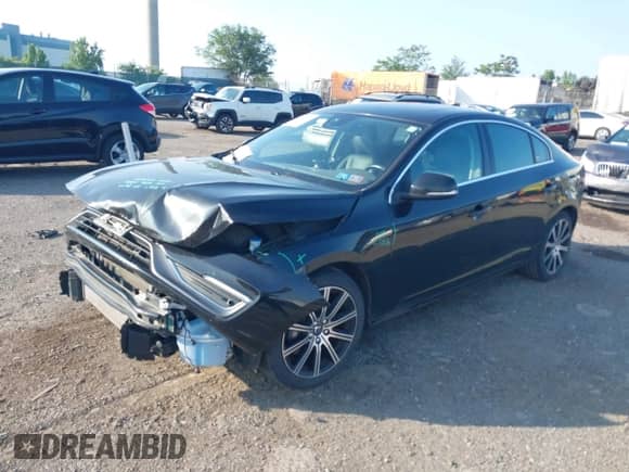 2018 Volvo S60 Inscription z VIN LYV402TK8JB157757, wystawiony jako IAAI lot #42547707 z przebiegiem 69 960 mil mil oraz . Historia ofert i sprzedaży dostępna na DreamBid. Obrazek 2.