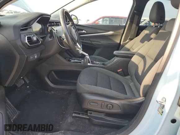 2022 Chevrolet Bolt EUV LT с VIN 1G1FY6S09N4119113, выставлен на аукционе Copart как лот 67189575 с пробегом 27 289 миль миль и Списание • Salvage title. История ставок и продаж доступна на DreamBid. Изображение 7.