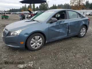 2012 Chevrolet Cruze LS с VIN 1G1PC5SH1C7250759, выставлен на аукционе Copart как лот 89695005 с пробегом 207 599 миль миль и Списание • Salvage title. История ставок и продаж доступна на DreamBid. Изображение 1.
