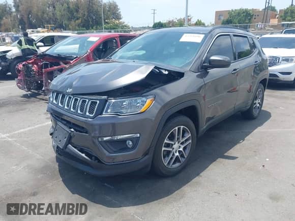 2020 Jeep Compass Latitude z VIN 3C4NJCBBXLT126537, wystawiony jako IAAI lot #42551696 z przebiegiem 38 538 mil mil oraz . Historia ofert i sprzedaży dostępna na DreamBid. Obrazek 17.