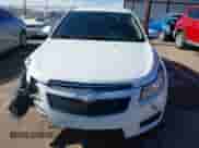 2014 Chevrolet Cruze 1LT z VIN 1G1PC5SB8E7170857, wystawiony jako IAAI lot #41218138 z przebiegiem 126 747 mil mil oraz . Historia ofert i sprzedaży dostępna na DreamBid. Obrazek 13.
