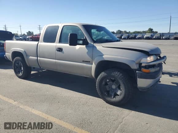 2001 Chevrolet Silverado 2500 с VIN 1GCGK29UX1Z292635, выставлен на аукционе Copart как лот 81832065 с пробегом 263 518 миль миль и Списание • Salvage title. История ставок и продаж доступна на DreamBid. Изображение 4.