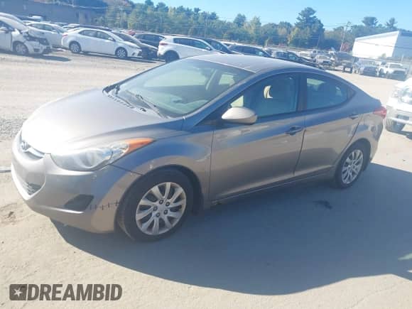 2013 Hyundai Elantra GLS с VIN 5NPDH4AE3DH205039, выставлен на аукционе IAAI как лот 43355854 с пробегом 215 503 миль миль и . История ставок и продаж доступна на DreamBid. Изображение 2.