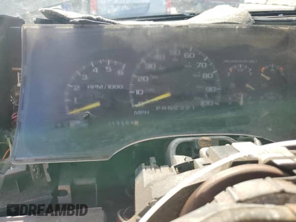 1998 GMC Sierra 1500 с VIN 1GTEC19R5WR509929, выставлен на аукционе Copart как лот 60094345 с пробегом 345 504 миль миль и Списание • Salvage title. История ставок и продаж доступна на DreamBid. Изображение 9.