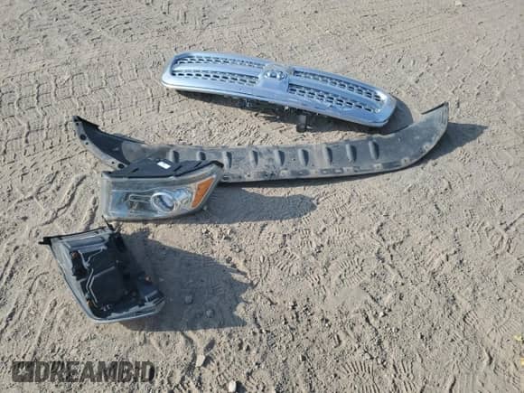 2016 Ram 1500 Laramie z VIN 1C6RR7VM3GS280830, wystawiony jako Copart lot #80669555 z przebiegiem 202 998 mil mil oraz Czysty tytuł • Clean title. Historia ofert i sprzedaży dostępna na DreamBid. Obrazek 12.