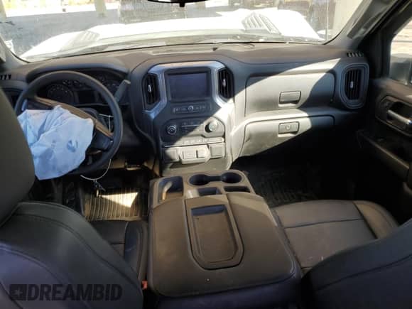 2020 Chevrolet Silverado 2500HD Work Truck z VIN 1GC5WLE70LF319038, wystawiony jako Copart lot #77753254 z przebiegiem 133 521 mil mil oraz Szkoda całkowita • Salvage title. Historia ofert i sprzedaży dostępna na DreamBid. Obrazek 8.