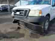 2006 Ford F-150 XL z VIN 1FTRF12W66NA87427, wystawiony jako IAAI lot #43426732 z przebiegiem 159 220 mil mil oraz . Historia ofert i sprzedaży dostępna na DreamBid. Obrazek 6.