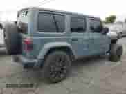 2024 Jeep Wrangler Sahara с VIN 1C4RJXP65RW130860, выставлен на аукционе Copart как лот 70776735 с пробегом 29 940 миль миль и Списание • Salvage title. История ставок и продаж доступна на DreamBid. Изображение 3.