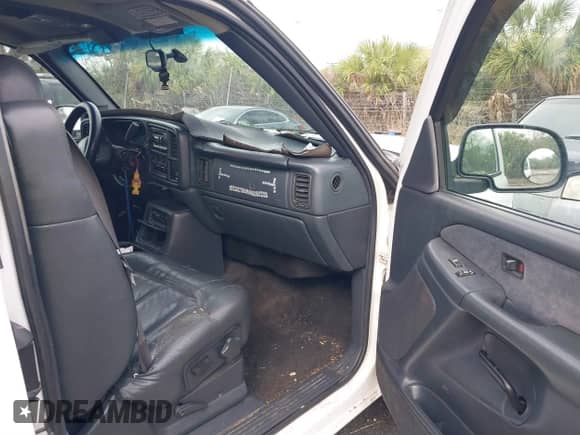 2000 Chevrolet Silverado 2500 LS с VIN 1GCGK29U0YE421788, выставлен на аукционе IAAI как лот 41740928 с пробегом 192 447 миль миль и . История ставок и продаж доступна на DreamBid. Изображение 5.