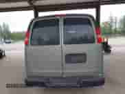 2011 Chevrolet Express Passenger LS z VIN 1GNSGBF43B1145404, wystawiony jako IAAI lot #42359594 z przebiegiem 126 042 mil mil oraz . Historia ofert i sprzedaży dostępna na DreamBid. Obrazek 15.